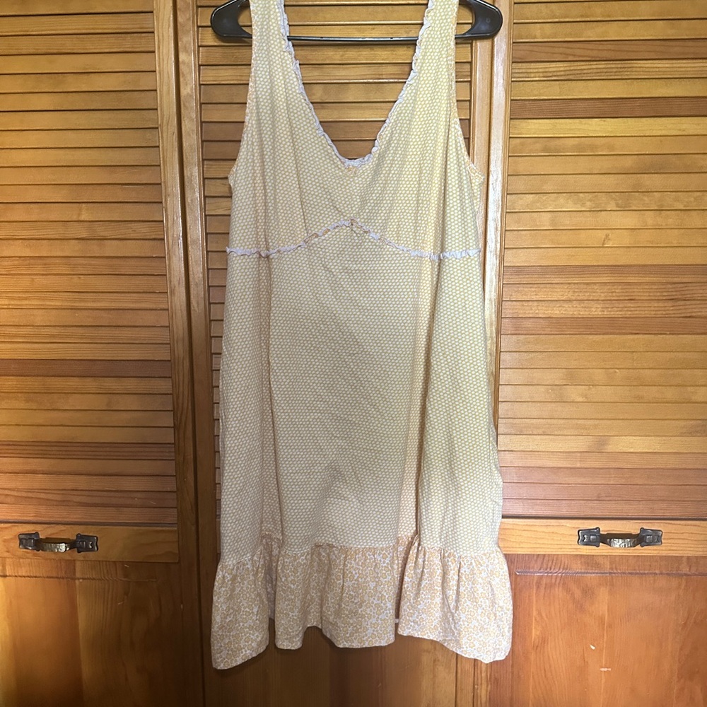 Soft Yellow Floral Cotton Nightdress with Ruffle Hem